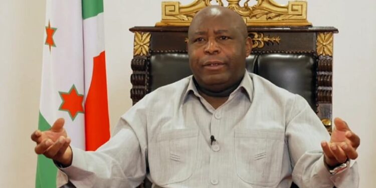 Burundi : Le président Ndayishimiye accuse le Rwanda de préparer une attaque et alerte sur une menace régionale