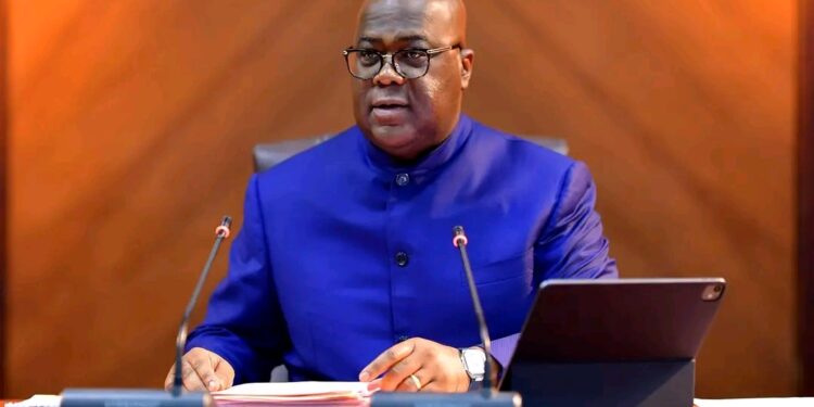 RDC : Félix Tshisekedi face à l’urgence, quelle réponse à la crise provoquée par la suspension des aides internationales ?