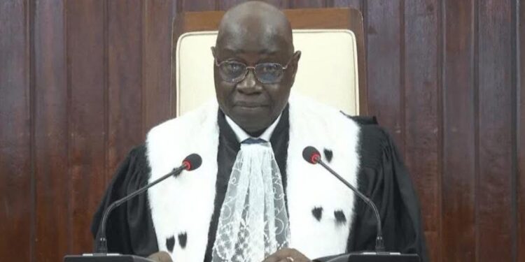 Tchad : Le Président du Conseil constitutionnel rend hommage à Mamadou Badio Camara