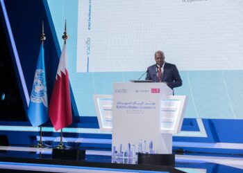 Tchad : Un Médecin de l’Aéronautique S’impose à Doha comme Voix Africaine de la Santé Aérienne