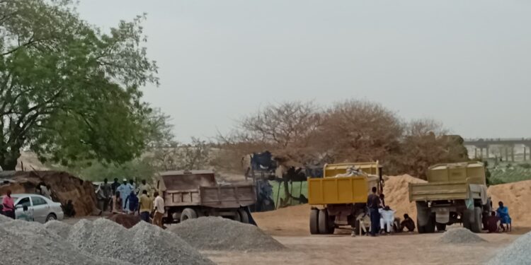Société : Le Commerce du Sable et des Graviers, une véritable source de revenus
