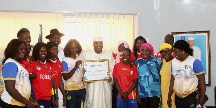 Tchad: le Ministre de la Jeunesse et des Sports reçoit l’équipe nationale féminine de handball