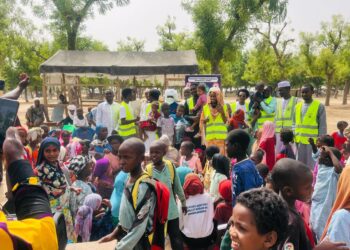 N’Djaména : Remise des bulletins à l’École Nomade de Toukra, l’ATAH soutient les élèves