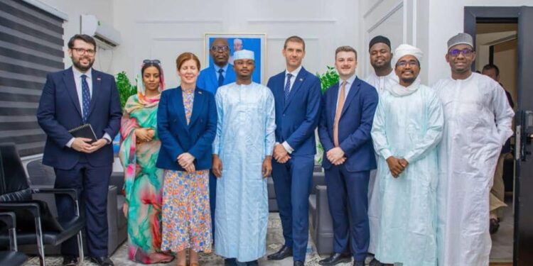 Tchad–Royaume-Uni : La Ministre britannique du Développement international reçue par le Ministre de l’Environnement