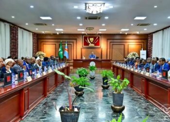 RDC : Tshisekedi relance l&rsquo;urgence entrepreneuriale et appelle à l&rsquo;action immédiate 