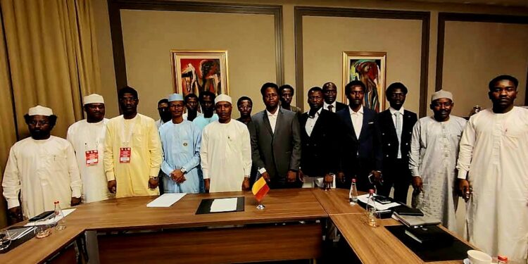 Diaspora : le Ministre d’État échange avec le bureau des étudiants tchadiens en Türkiye