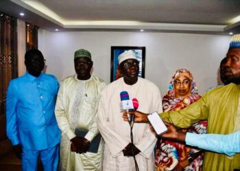 Tchad : Les sénateurs de N&rsquo;djamena reçus au Ministère de l&rsquo;administration du territoire