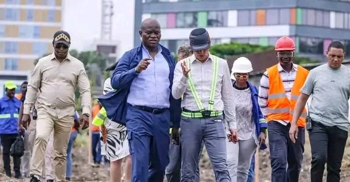 Gabon: Le Chef de l&rsquo;État inspecte quelques chantiers