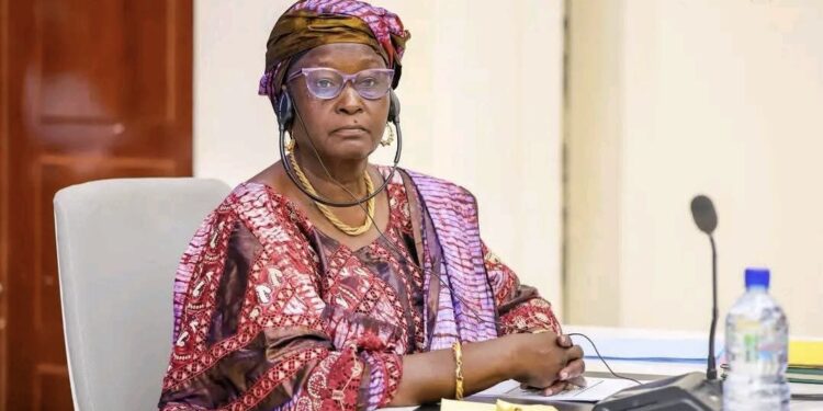 Léré : La députée Adjoudji Guémé finance des cours d&rsquo;été dans 13 écoles