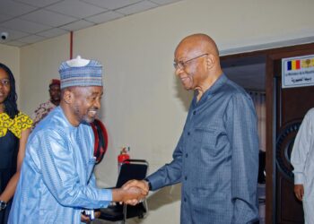 Tchad : Le Chargé d’Affaires nigérian reçu par le Médiateur de la République pour renforcer la coopération bilatérale