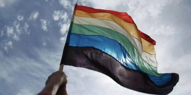 Tunisie: quatorze personnes LGBTQ+ arrêtées en une semaine