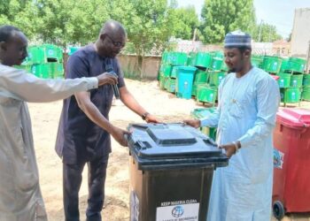 Tchad : N&rsquo;djamena renforce la propreté urbaine avec de nouveaux bacs à ordures dans 5 arrondissements