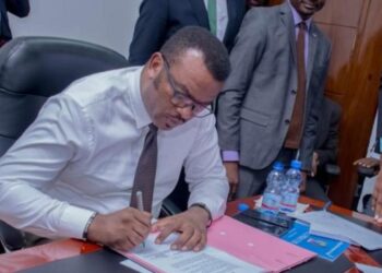 RDC : Scandale dans la Fonction publique, Jean-Pierre Lihau suspend une cellule technique pour corruption dans la mécanisation