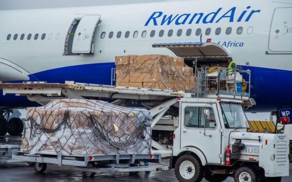 Rwanda : Face aux défis logistiques, l’achat d’un avion cargo promet d’améliorer l’exportation des produits agricoles
