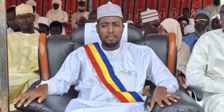 Le Maire du 10ᵉ arrondissement souhaite une bonne célébration du 65ᵉ anniversaire de l’Indépendance du Tchad.