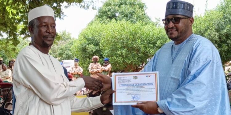 Pala : le Délégué Général du Gouvernement auprès de la province du Mayo-Kebbi Ouest honore ses collaborateurs et les journalistes