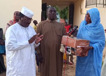 Batha : une entreprise locale offre des machines de transformation aux femmes et aux personnes en situation de handicap