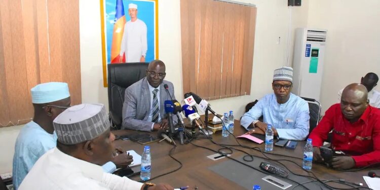 Tchad : Le Ministre des Télécommunications mobilise directeurs généraux et chefs de projets dans le cadre du PND « Tchad Connexion 2030 » pour attirer les investisseurs émiratis