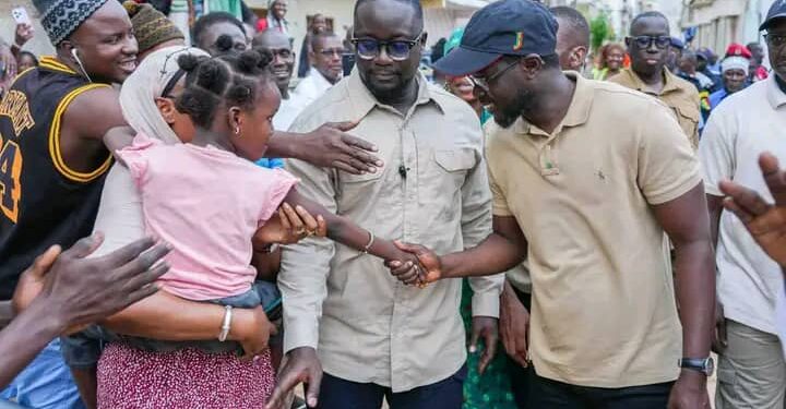 Sénégal : Visite de solidarité du Président Bassirou Diomaye Faye dans les quartiers inondés
