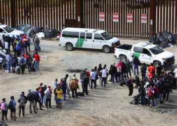 Accords migratoires : l’Ouganda accepte d’héberger des demandeurs d’asile expulsés par les États-Unis