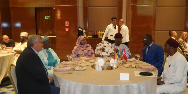 Tchad : La diaspora d’Istanbul fête l’indépendance en présence de la Ministre Déléguée Fatimé Adjineh Garfa