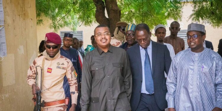 Tchad : Le Ministre de la Jeunesse et des Sports visite l’INJS et annonce une réforme globale