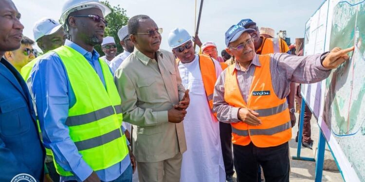 Tchad : Le Premier ministre presse l’achèvement des grands travaux routiers de N’Djamena