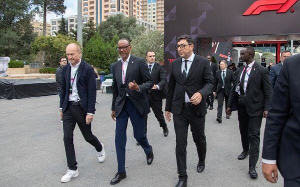 Rwanda : Kagame renforce l’ambition d’un Grand Prix africain lors de sa visite au circuit de Bakou