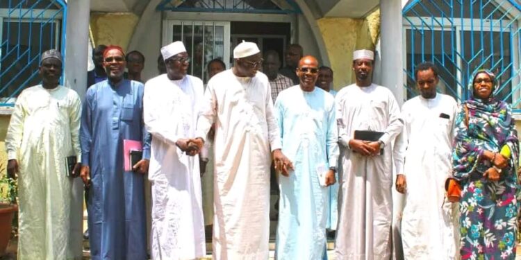 Tchad : L&rsquo;accès à l&rsquo;eau potable au centre d&rsquo;une réunion dirigée par le ministre de l&rsquo;Eau.