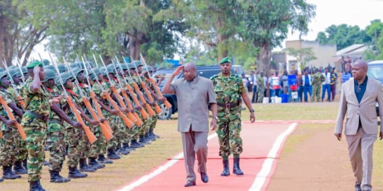 Burundi : Le Chef de l’État exhorte les administrateurs communaux à rester proches de la population malgré les contestations autour des nominations