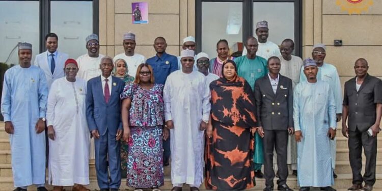 Tchad : 25 Membres de la Commission Spéciale Chargée de l’Examen de la Proposition Constitutionnelle Officiellement Installés