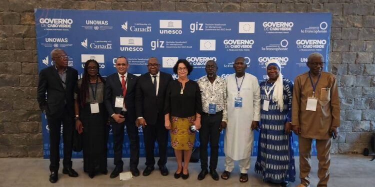 Régulation des médias : un guide pour renforcer l’intégrité de l’information adopté à Praia