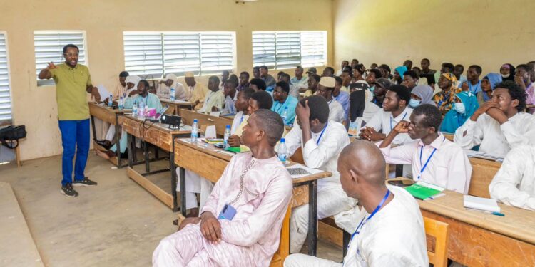Tchad : L’honorable Mahamat Ahmat Lazine offre une formation gratuite en intelligence artificielle à 200 jeunes à Dourbali