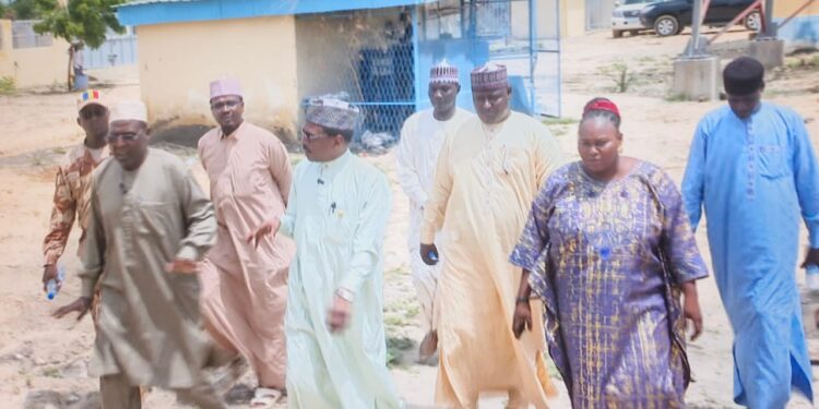 Lac : L&rsquo;honorable Mahamat Abakar Kory en visite à la Station provinciale de l’ONAMA Bol