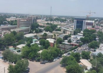 Tchad : 136 partis politiques réclament la révision de l’article 77 de la Constitution