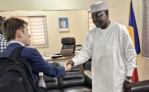 Tchad : Le ministre Abdoulaye Mbodou Mbami rencontre l’OIM pour préparer la table ronde sur le DDRRCS/LAC