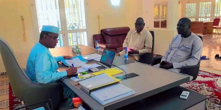 Batha : le président du Conseil provincial échange avec le délégué de la santé publique sur la prévention du choléra. 