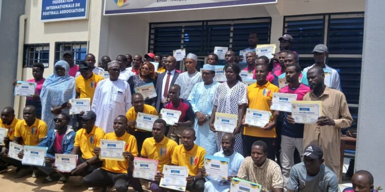 Tchad : La FTFA célèbre ses membres nommés à la FIFA et remet les diplômes aux entraîneurs