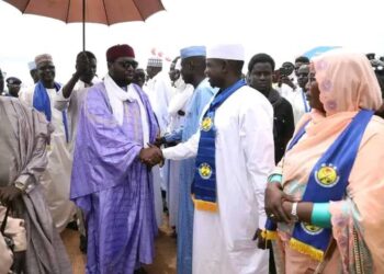 Tchad : Sultan Mbang Adji Wolli Mahamat honore la jeunesse et célèbre l’éducation à Mongo