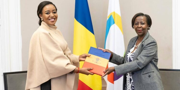 Tchad : La Représentante personnelle du Chef de l’État à l’OIF, Mme Amina Priscilla LONGOH, présente ses Lettres de créance à la Secrétaire Générale de la Francophonie.