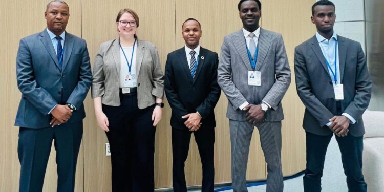 Tchad : Le ministère de la Jeunesse et des Sports explore un partenariat innovant avec BAYER pour l’agripreneuriat des jeunes