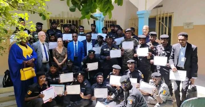 Tchad : 40 agents de la Police nationale perfectionnent leur français au CALF de N’Djamena