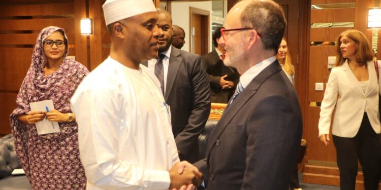 Le Tchad et l&rsquo;Espagne renforcent leur coopération bilatérale