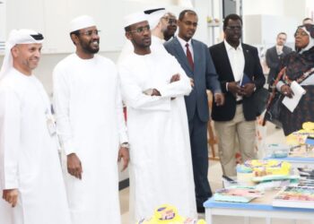L’Ambassadeur du Tchad et le Directeur de l’ONAPE visitent les ateliers pratiques de l’Applied Technology School d’Abu Dhabi