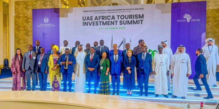 Tchad : Le ministre du Tourisme ouvre de nouvelles perspectives d’investissement touristique au Sommet Émirats-Unis – Afrique