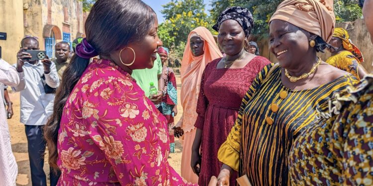 Mayo Kebbi Ouest : La Ministre de la Femme rencontre les organisations féminines de la province