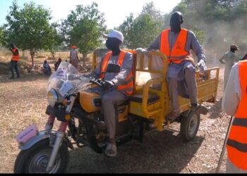 Mongo : Les bénévoles du projet IRA donnent un coup de balai au gouvernorat