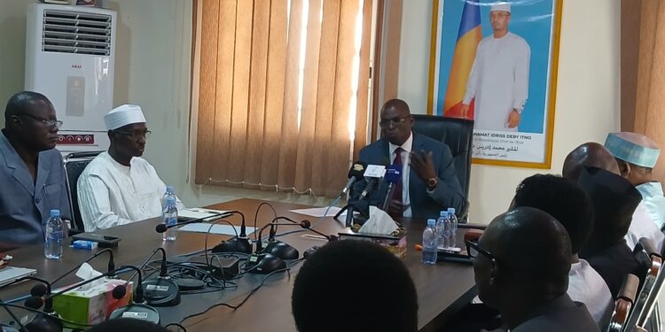 Tchad : Le Ministre des Télécommunications exhorte ses cadres à l’excellence et à l’innovation lors d’une rencontre stratégique avec l’UIT