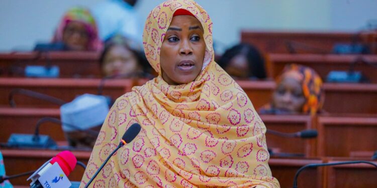 Tchad : La députée Amina Tidjani interpelle la Ministre de l&rsquo;Action sociale sur la crise humanitaire