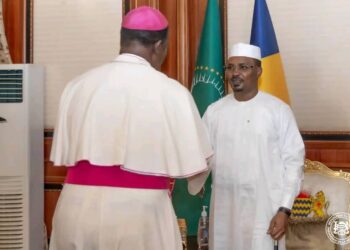 Tchad : Le Président Mahamat Idriss Déby Itno reçoit l’Archevêque de N’Djaména en vue d’une rencontre ecclésiale majeure